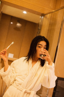 明星专题：张婧